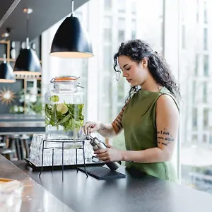 **** מלון Citizenm Tower Of בריטניה